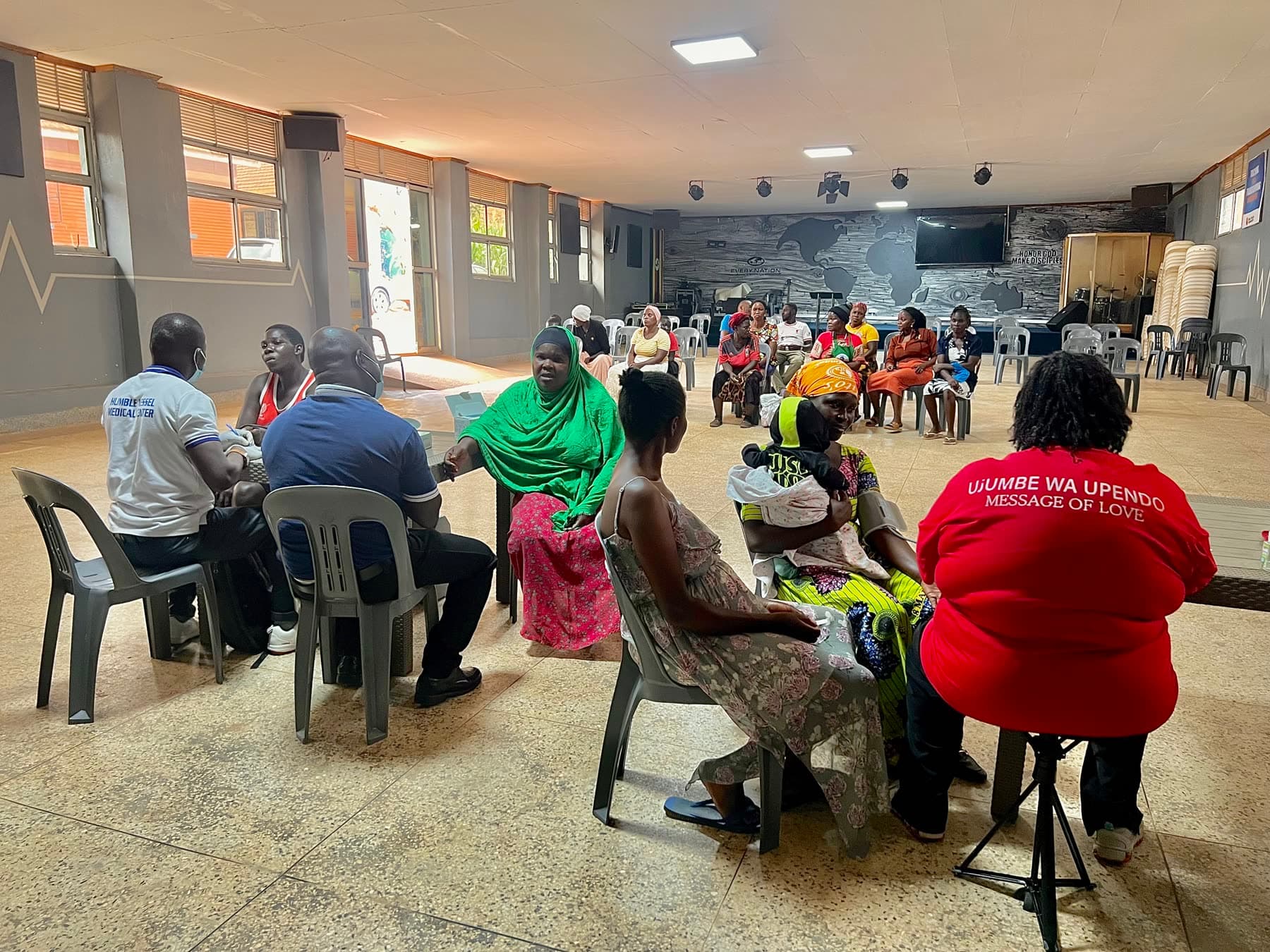A mental wellness counselling circle during a Healthy Steps outreach